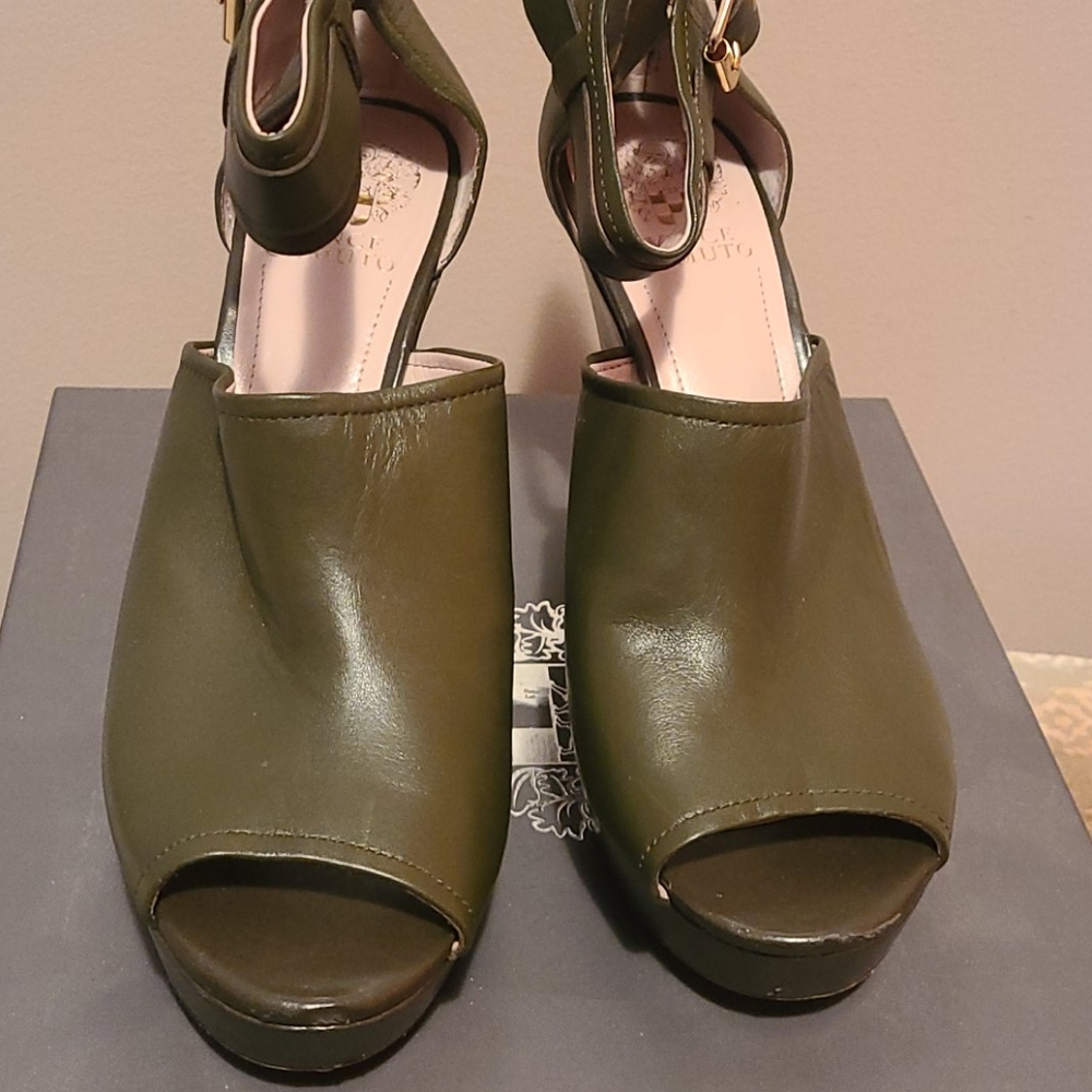 Olive green 10M shoes